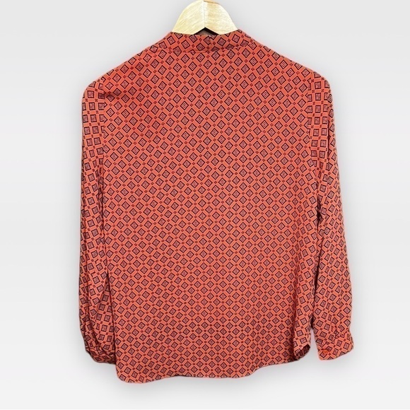 Pleione Coral And Navy Print V-Neck Blouse, Size X-Small Petite - Picture 5 of 7